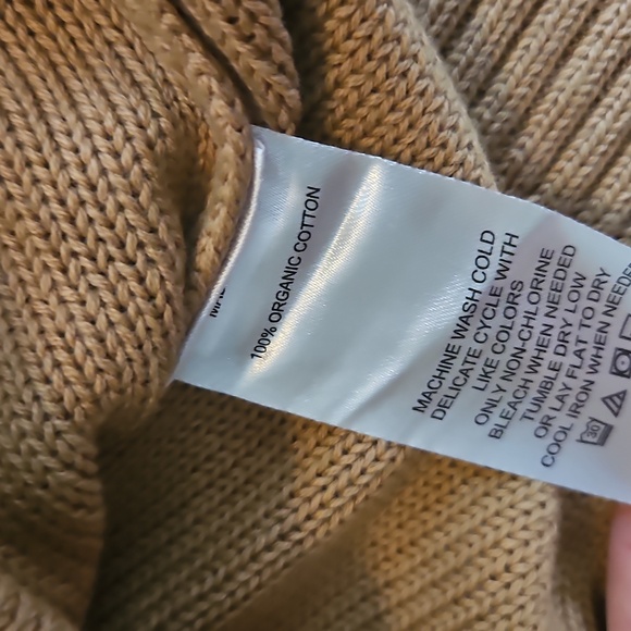 Quince Beige Button-Up Women's Cardigan - Picture 4 of 4